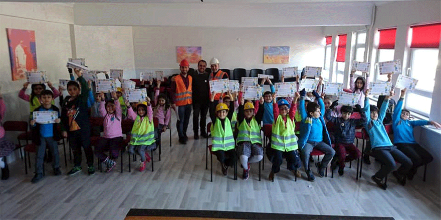 Öğrencileri iş sağlığı ve güvenliği anlatıldı