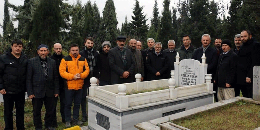 Gazeteci Coşkun Orhan’ı Mezarı Başında Anıldı