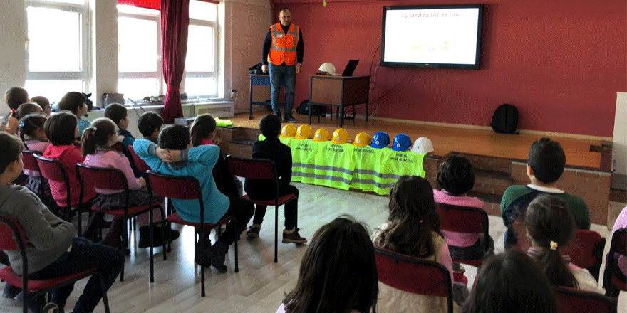 İSG müfredatta yok ama  sivil toplumla okullarda var