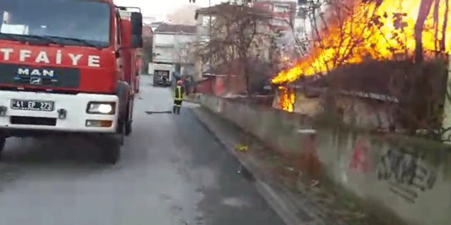 Çayırova’da ev yangını