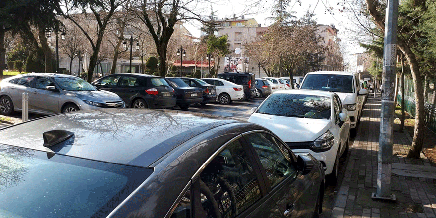 Park yeri sıkıntısı büyüyor