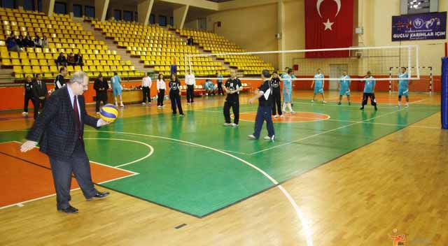 Kaymakamı Parlar, görevi devretti