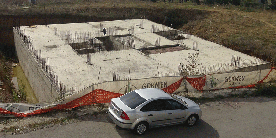 Emniyet Müdürlüğü binasına Vali el atıyor