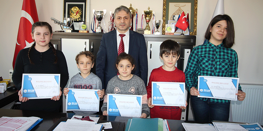 İlim öğrencileri Türkiye birincisi