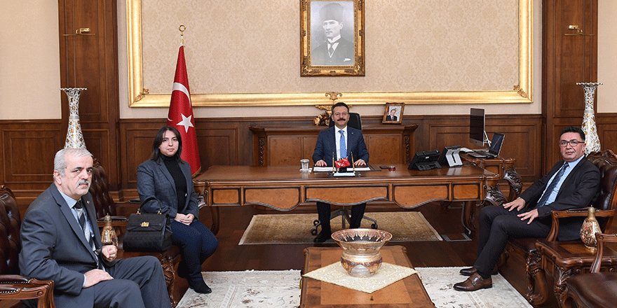 İYİ Parti  Vali Aksoy ile görüştü