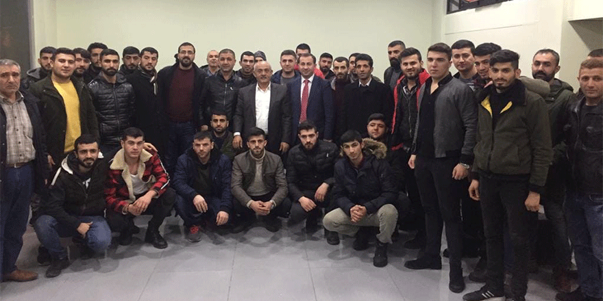 Dalkılıç gençlerle buluştu