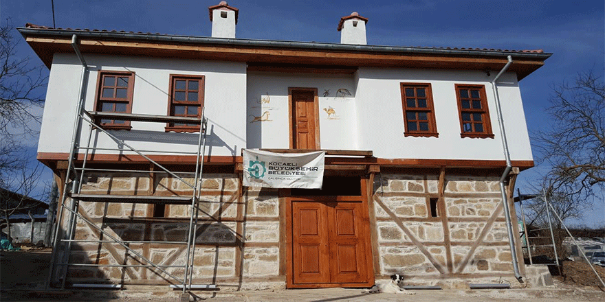 Tarihi konakta  restorasyon