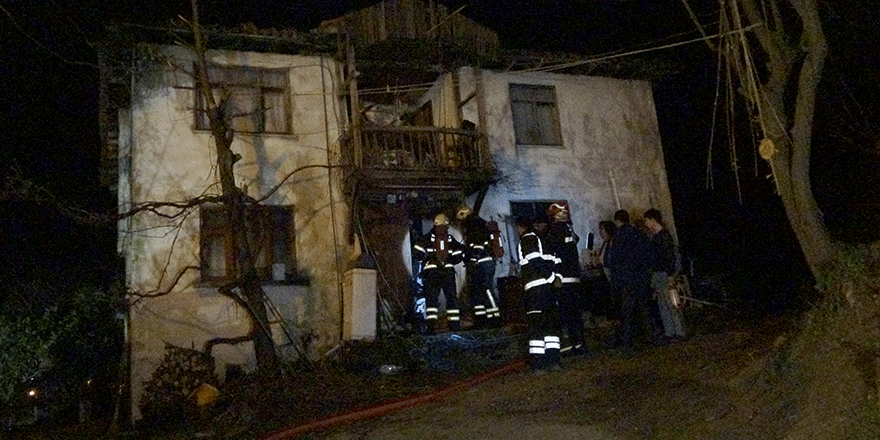 Sobadan sıçrayan kıvılcım yangına yol açtı