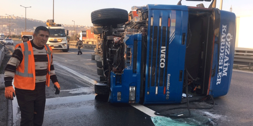 TEM’de TIR devrildi