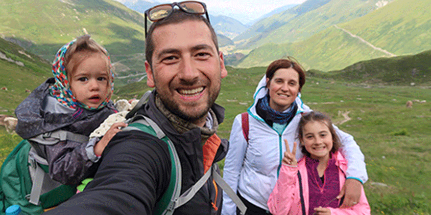 Bisikletleriyle Avrupa'yı gezdiler