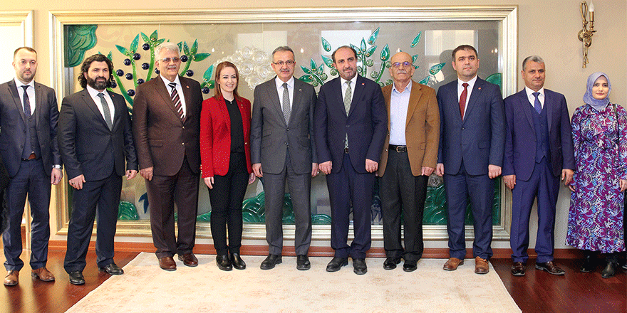  Çetinkaya’nın belediye turu