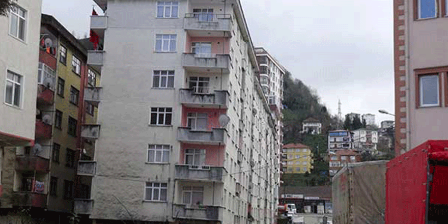 Rize’de saatli bomba üzerinde 96 daire