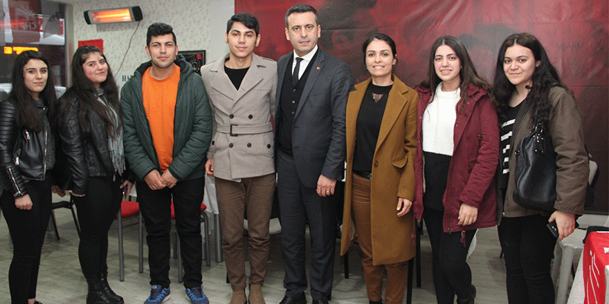 “Gençleri sosyal hayata dahil edeceğiz”