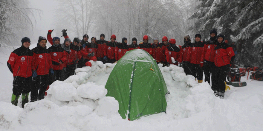 Karda hayat kurtaracaklar