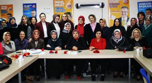 AKP Gebze kadınlar gününü kutladı