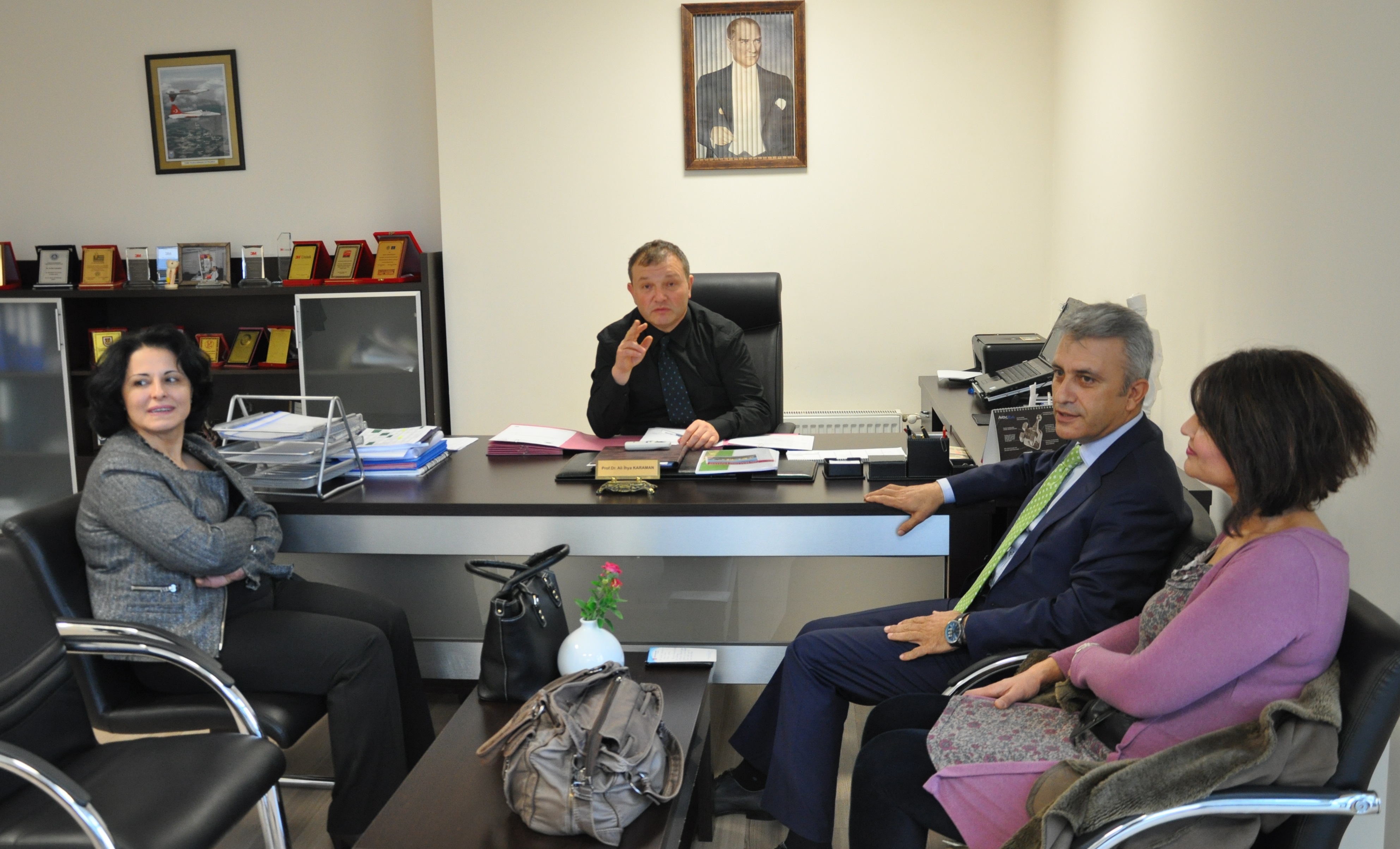 Sağlık çalışanlarının sorunlarını konuşuldu