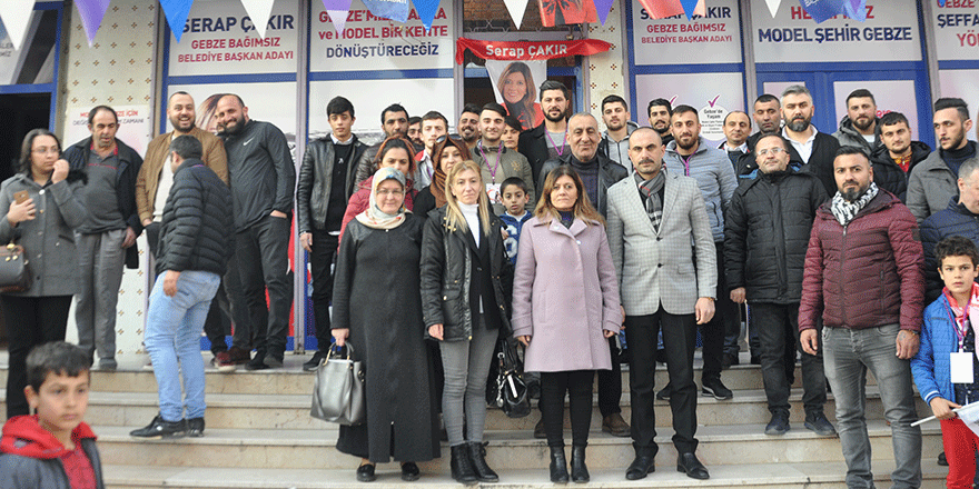 Miting gibi seçim bürosu açılışı