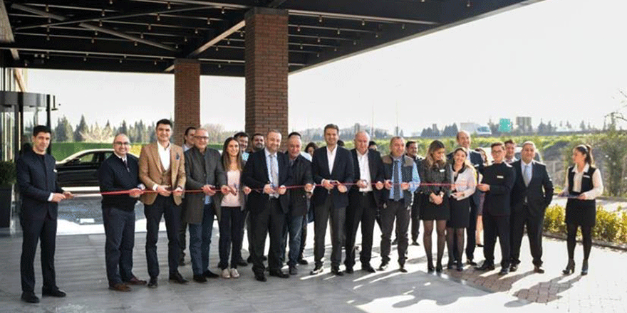 Kocaeli Hilton kapılarını dünyaya açtı