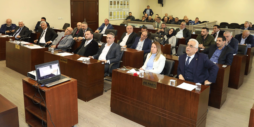 Yüzde 10’luk zammı  bazı AKP’liler ret etti                       