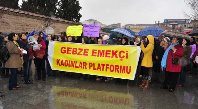 Kadınlar alanlardaydı