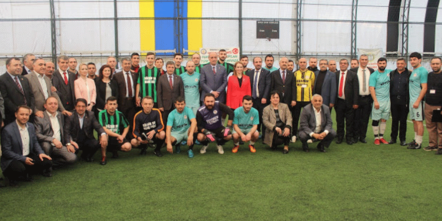 İki grupta 10 takım  mücadele edecek