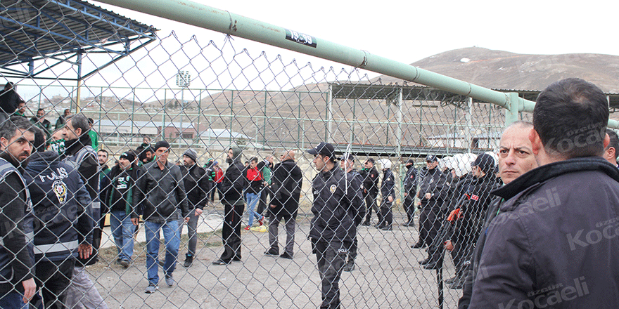 Yavuz’u istifaya çağırdılar