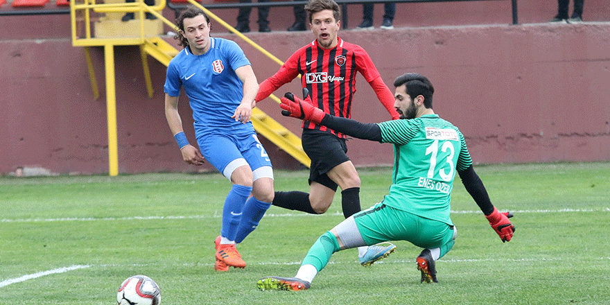 Gölcükspor’da sıkıntı büyük