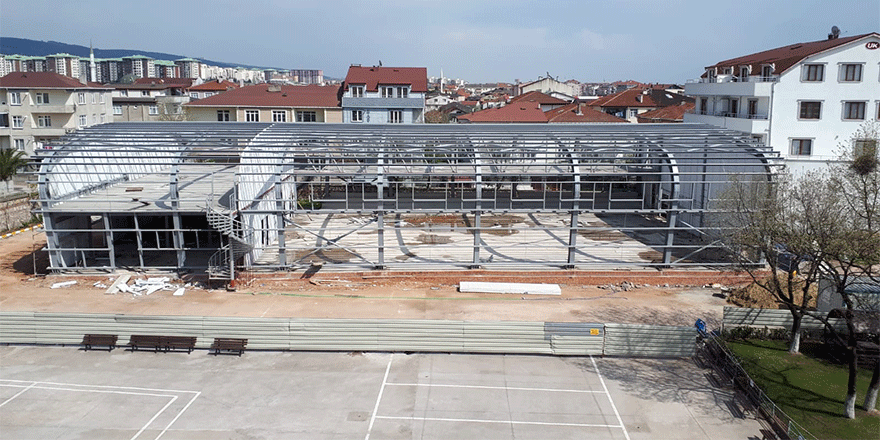 Orhangazi Spor Salonu şekilleniyor