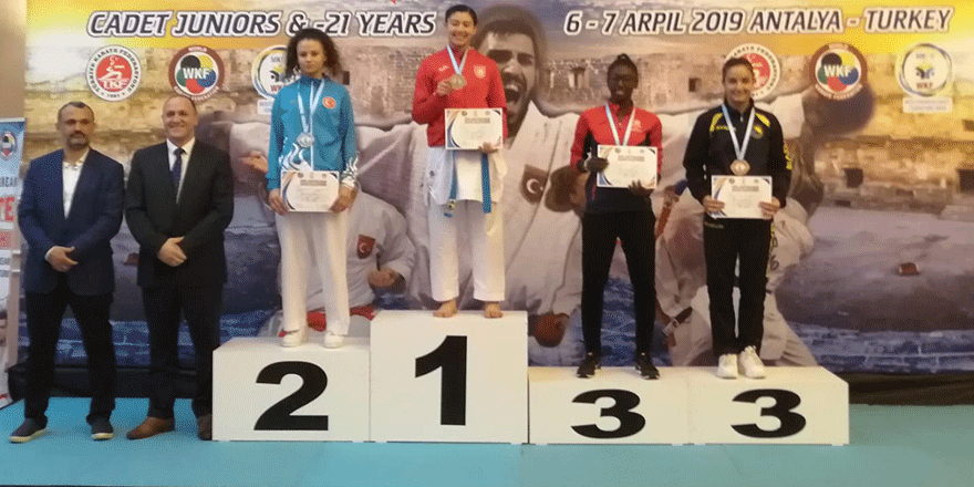 Akdeniz Şampiyonası’nda Kağıtspor rüzgârı