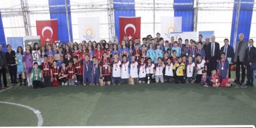 Ulusal Egemenlik turnuvası tamamlandı