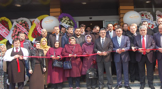 Bereket İşkembe Salonu’ndan görkemli açılış