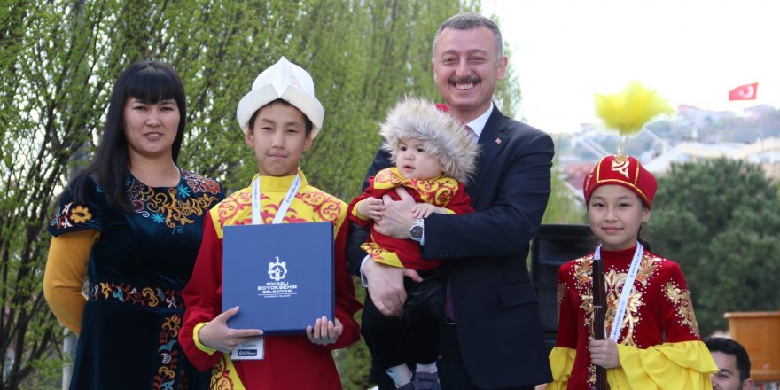 KOCAELİ’DE 23 NİSAN ULUSLARARASI ÇOCUK FESTİVALİ