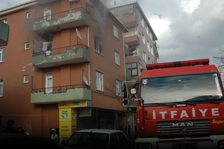 Çıkan yangın paniğe sebep oldu