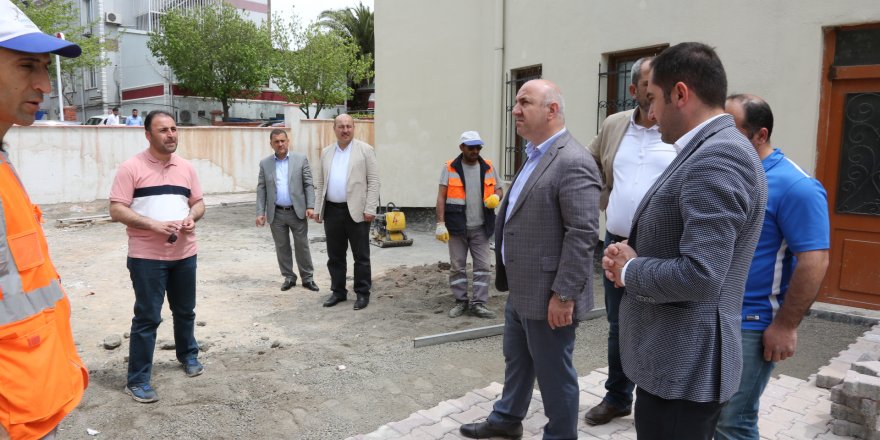 Yol bakım ekiplerini denetledi