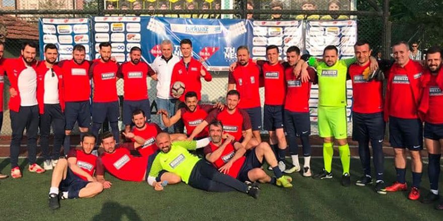 Turkuaz’da final günü