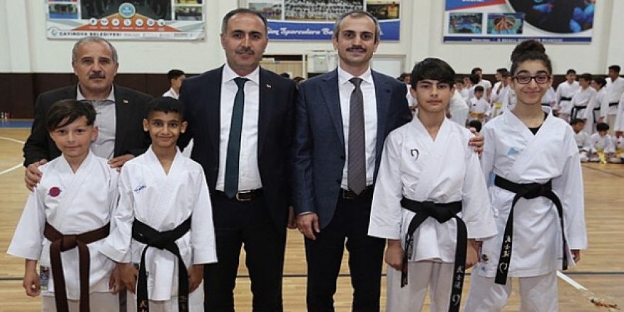 Başkan Çiftçi, Milli Karatecileri tebrik etti