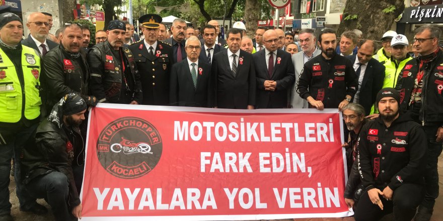 Vatandaşlara trafik eğitimi verildi