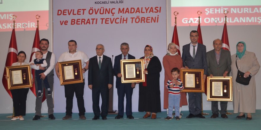 Şehit aileleri ve gazilere Devlet Övünç Madalyası