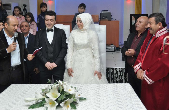 Karabacak imzaladı Işık onayladı