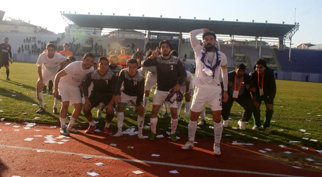 GEBZESPOR İÇİN FİNAL MAÇLARI BAŞLIYOR