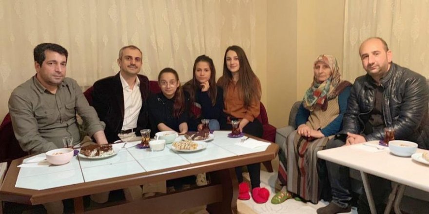 ÇAYIROVA:  Çiftçi, vatandaşlarla iftar açtı