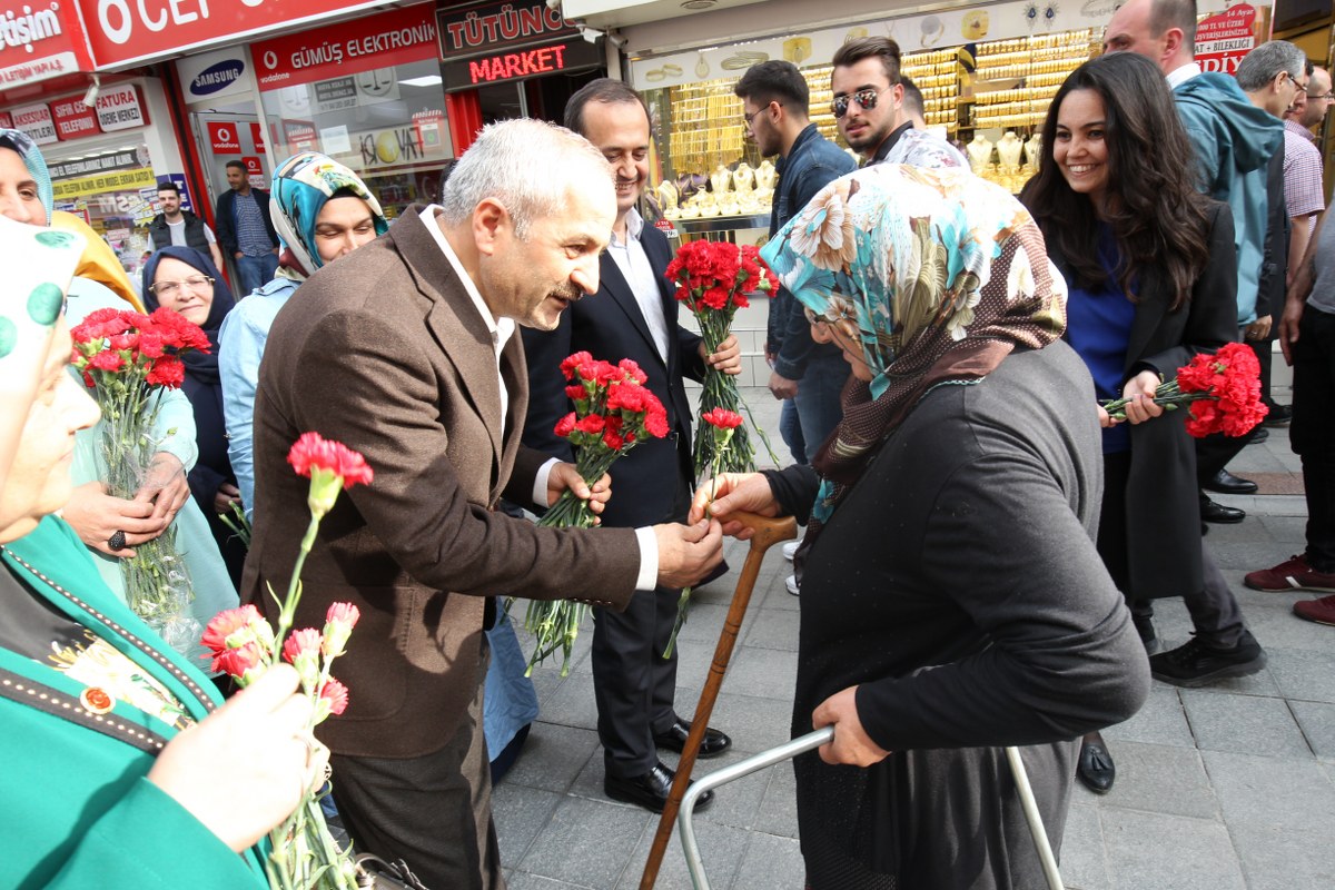 Büyükgöz’den Anneler Günü Çiçeği