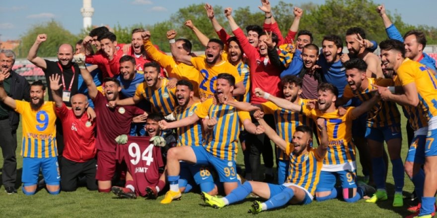 BELEDİYE DERİNCESPOR 3.LİGE ÇIKTI ÇAYIROVASPOR LİGDE KALDI