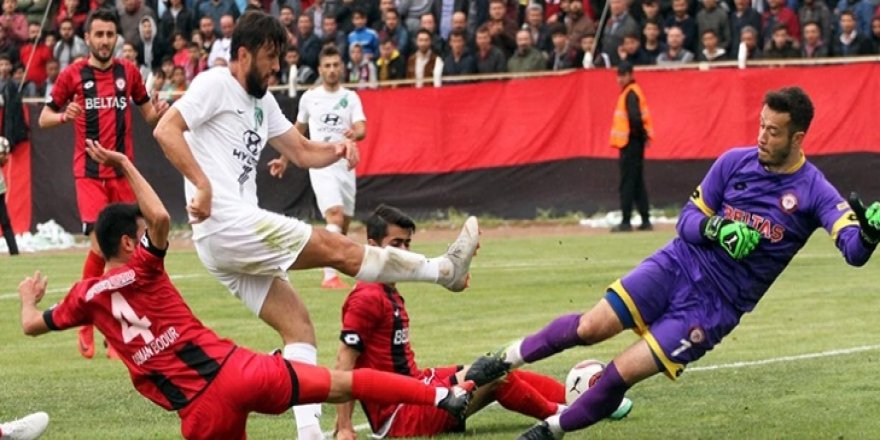 Çorumspor’da iki futbolcu kadro dışı