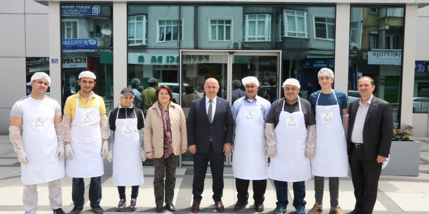 DARICA BELEDİYESİ:  İhtiyaç Sahiplerine her gün sıcak yemek