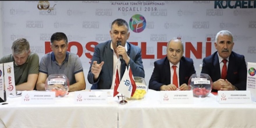 Voleybol Festivali’nde sıra küçüklerin