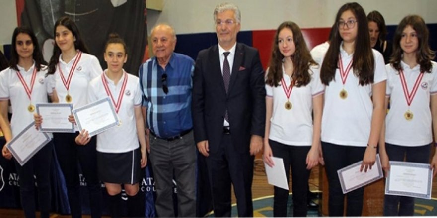 Atafen Koleji’nde ödül töreni