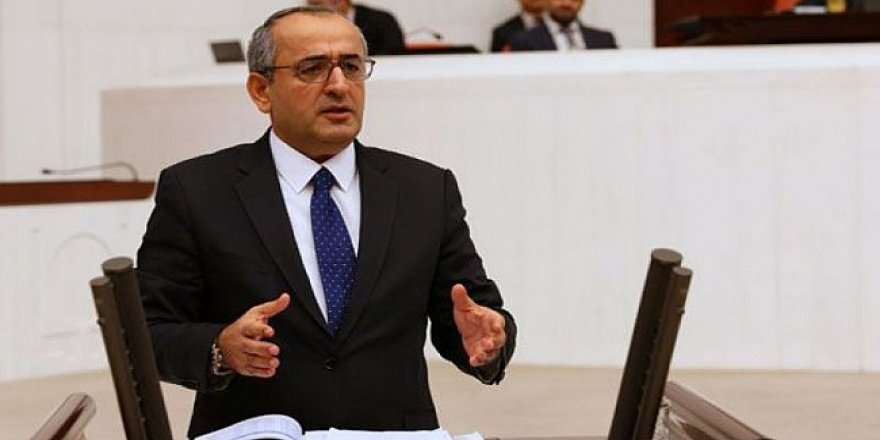 CHP MİLLETVEKİLİ HAYDAR AKAR:  “İzmit Belediyesinden kimse sürgün edilmedi”