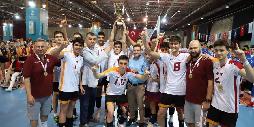 Voleybol Küçük Erkekler ve Kızlar Türkiye Şampiyonası sona erdi