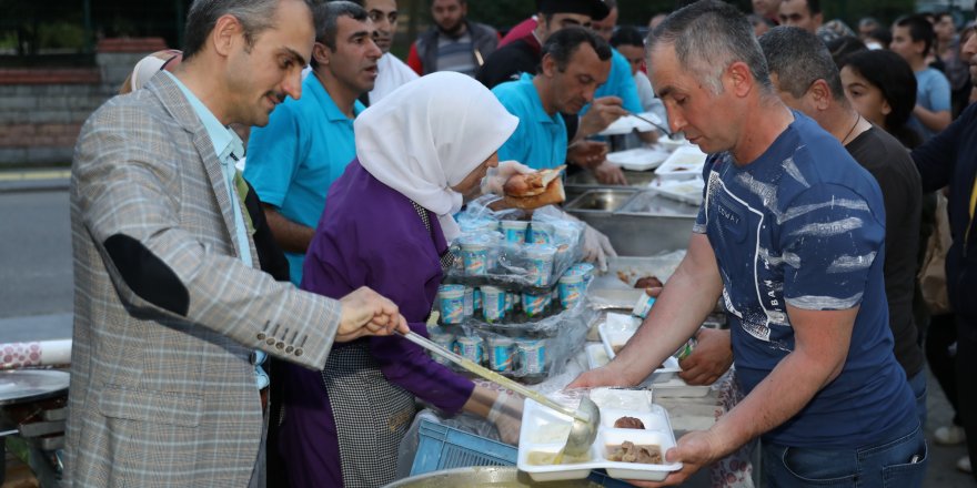 ÇAYIROVA:  Engelli  vatandaşlar ve ailelerine iftar